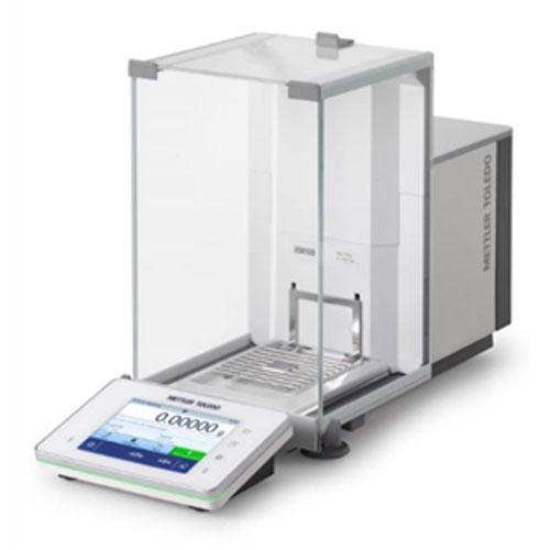 Mettler Toledo® XSR104 Excellence Motorized Draft Shield Analytical Balance 120 g x 0.1 mg