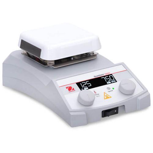 Ohaus e-G31HS04C Guardian 3000 Heating and Stirring- 4 x 4 in - 115v Ohaus e-G31HS04C Guardian 3000 Heating and Stirring- 4 x 4 in - 115v
