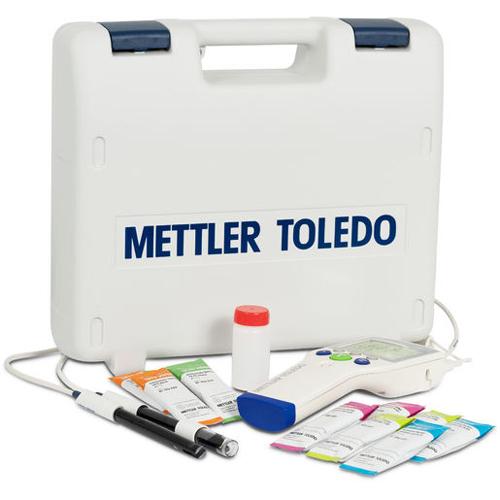 Mettler Toledo® SG23-FK5-Kit SevenGo Duo pH/ion/conductivity meter (IP67) with InLab Expert Go-5m-I Mettler Toledo® SG23-FK5-Kit SevenGo Duo pH/ion/conductivity meter (IP67) with InLab Expert Go-5m-ISM,InLab 738-ISM and case 0 to 14 pH